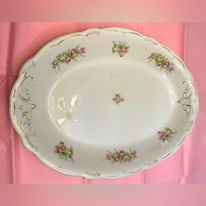 EUC ROYAL SEMI PORCELAIN WOOD & SON ENGLAND LARGE PLATTER WITH A PETITE FLOWERS